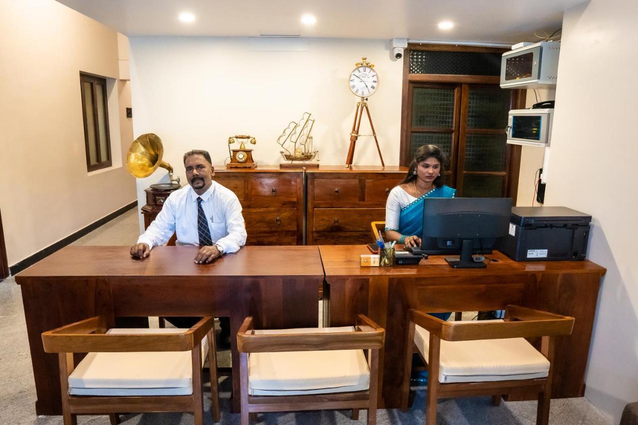 Palais De Pondichery ภายนอก รูปภาพ